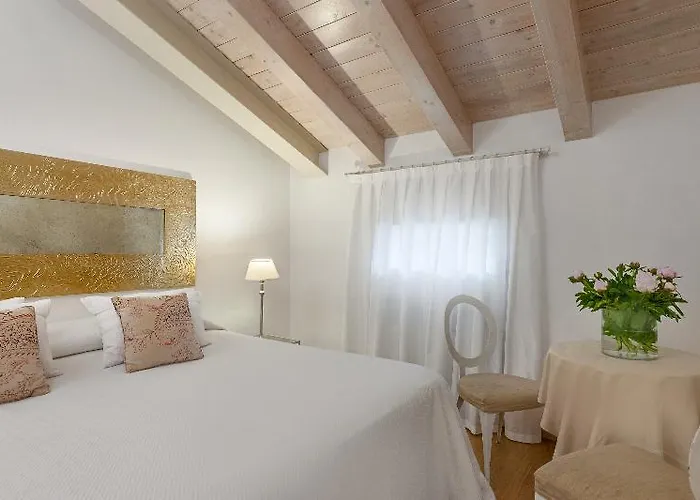 Πανσιόν Boutique 4*